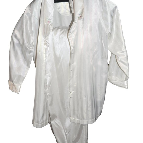 NWT: Satin 2 piece sleepwear [Size: XL Top/L Bottom] - Picture 4 of 5